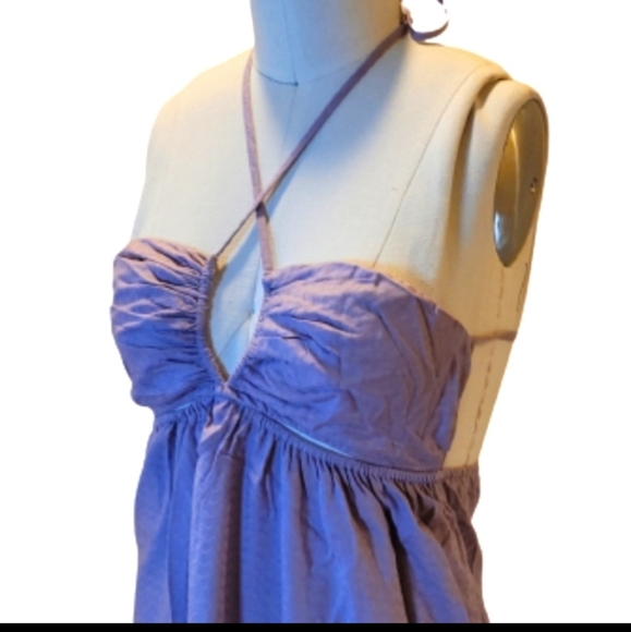 Dress in Lavender - Picture 7 of 11